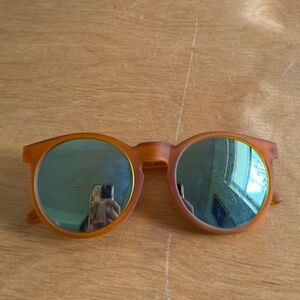 Goodr round sunglasses